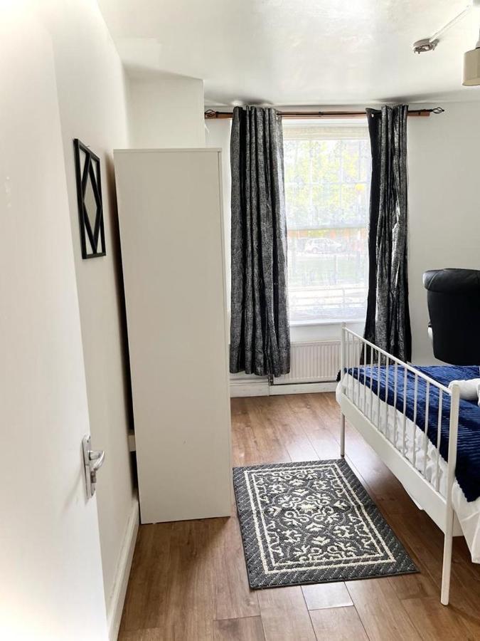 Shadwell Holiday Rooms London Ngoại thất bức ảnh